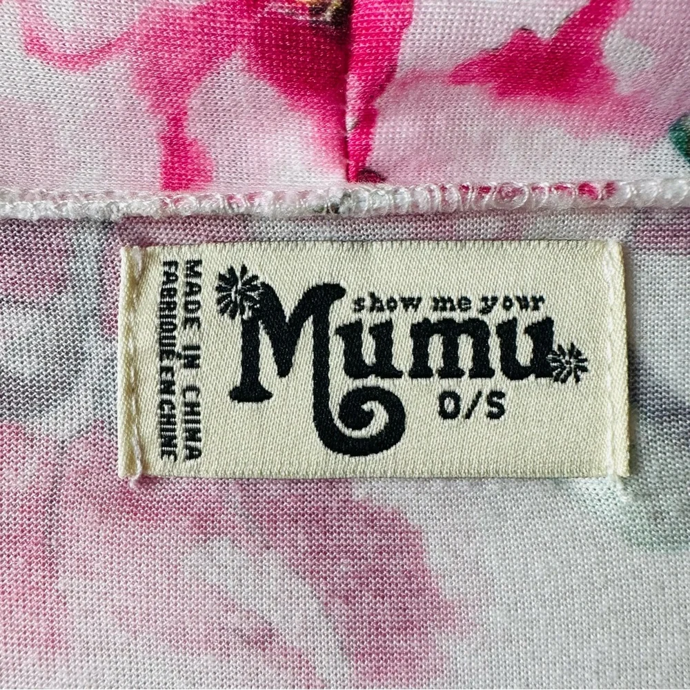 Show me your Mumu classy white and pink floral Brie Robe OS
